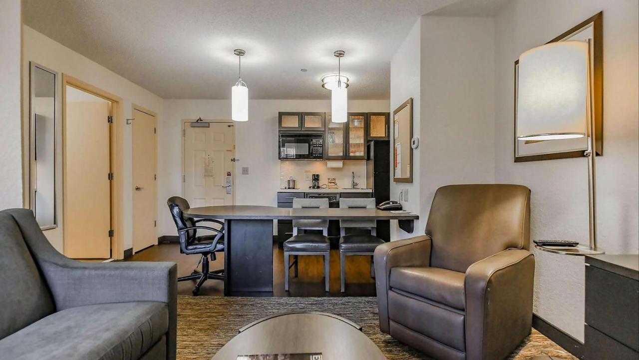 Sonesta Simply Suites Boston Braintree Exterior foto