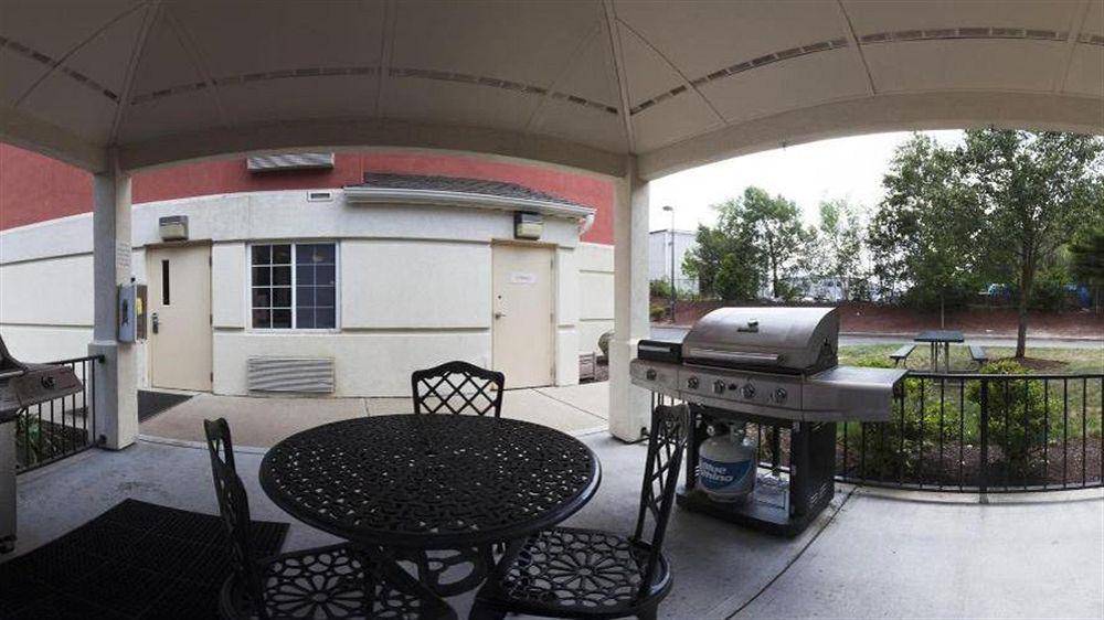 Sonesta Simply Suites Boston Braintree Exterior foto